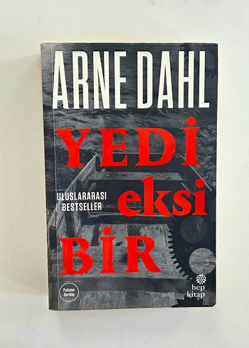 Arne Dahl - Yedi Eksi Bir Roman