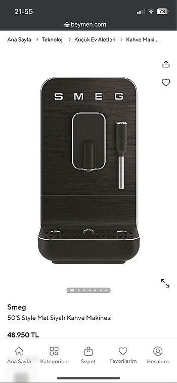 Smeg 50?S style mat siyah kahve makinası