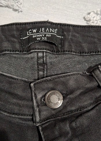 Siyah Bol Kesim Erkek Denim Şort - Görsel 2