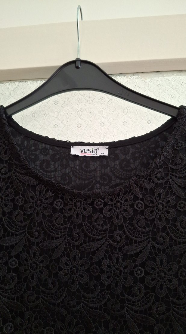 Siyah Dantel Detaylı Midi Elbise - Görsel 3