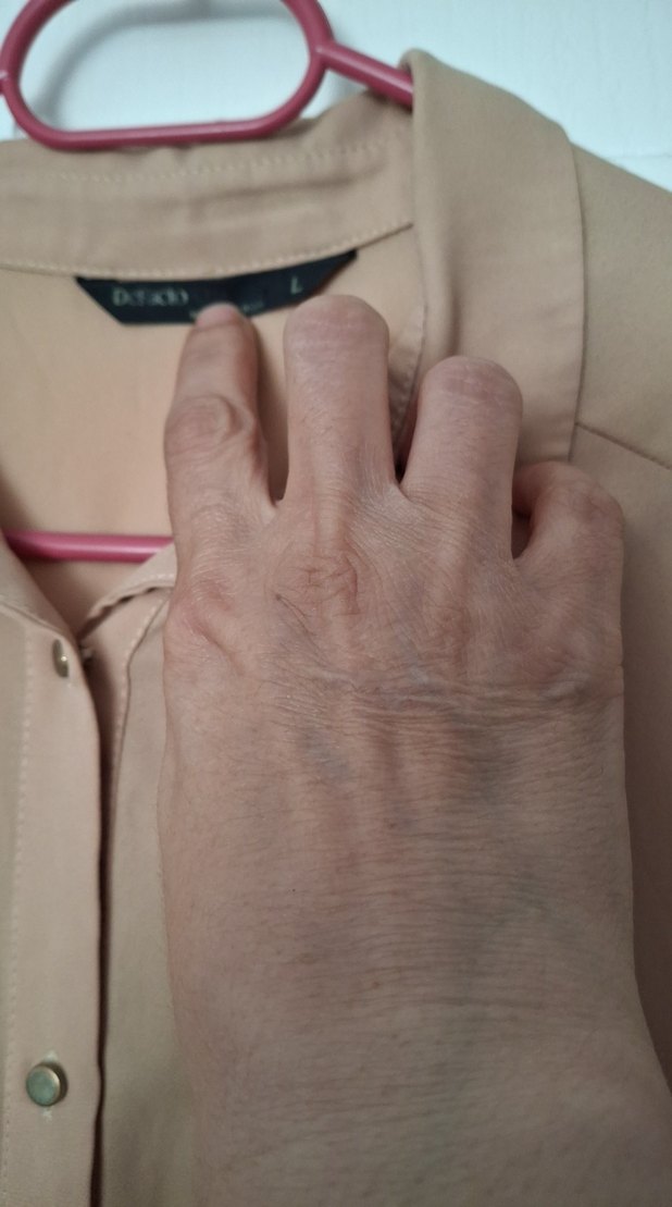 Bej Düğmeli Kadın Gömlek - Görsel 2