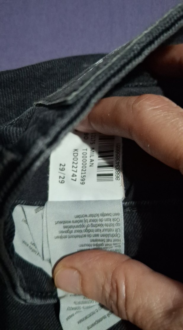 taşlaşmış siyah - Görsel 3