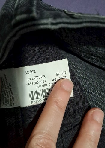 siyah 31 30 erkek ufak bir kalem lekesi var - Görsel 7