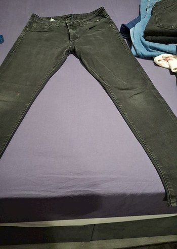 siyah 31 30 erkek ufak bir kalem lekesi var - Görsel 4