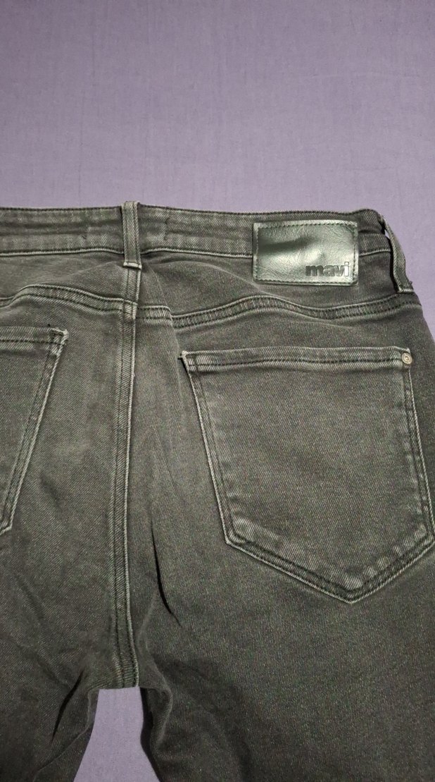 siyah 31 30 erkek ufak bir kalem lekesi var - Görsel 5