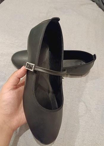 Diğer Siyah Tokalı Blok Topuk Kadın Babet