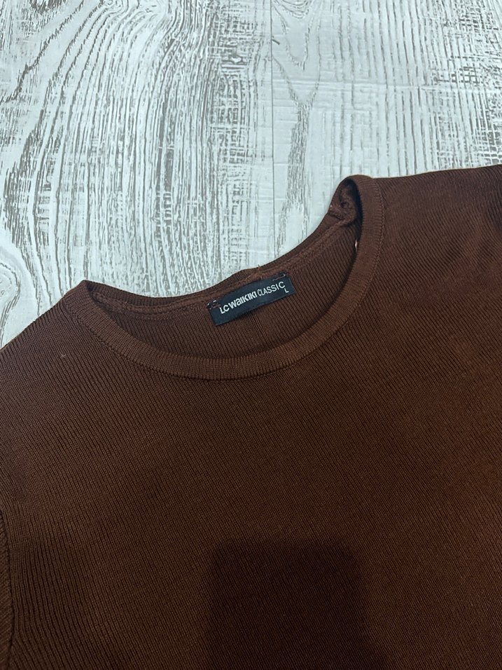 Kahverengi triko takım tesettür bi kaç defa kullanıdı - Görsel 4