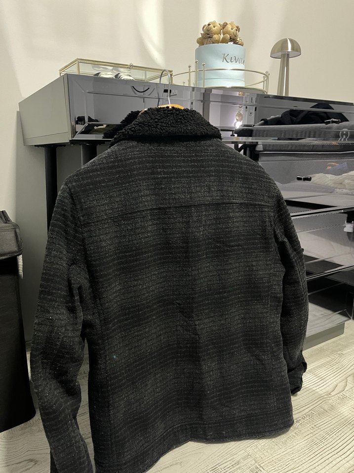 Düğmeli siyah gri Erkek Midi Kaban bir tane düğme eksik - Görsel 4