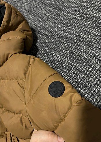 Kahverengi Kapüşonlu Erkek Çocuk Mont - Görsel 3