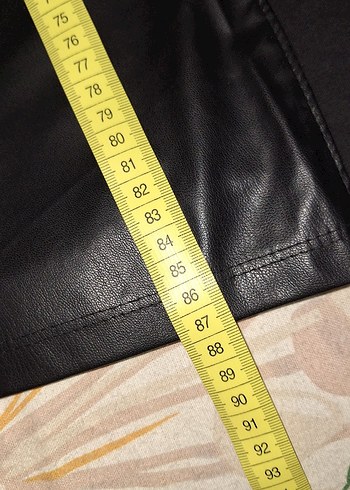 Siyah Deri Görünümlü mini elbise - Görsel 5