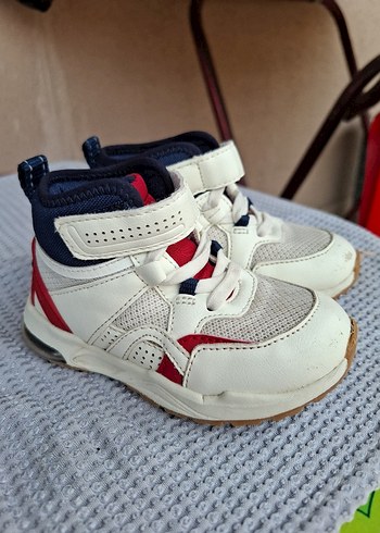 Erkek Çocuk Beyaz Spor Ayakkabı Velcro zara marka