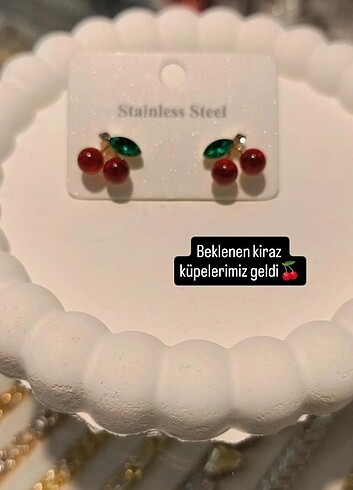 Çelik kiraz küpe