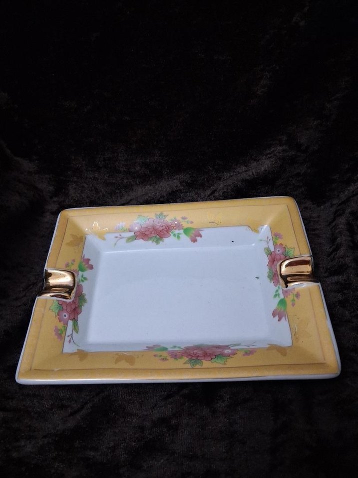 Altın Renkli Vintage Çiçek Desenli Tabak - Görsel 2