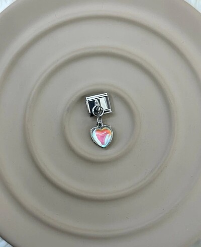Nomination charm