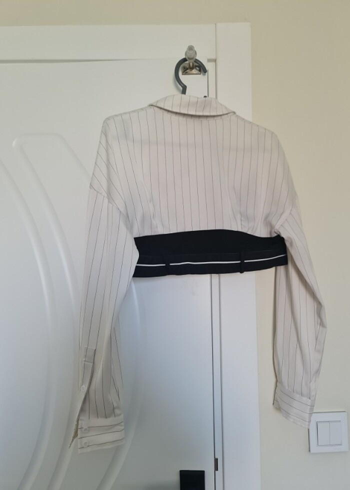 Twist crop gömlek - Görsel 3