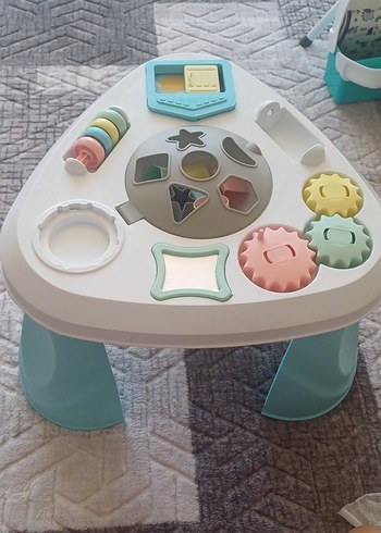 Pastel Renkli Çok Fonksiyonlu Eğitim Masası