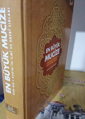 En Büyük Mucize - Kuran'ın İlmi ve Edebi Sırları