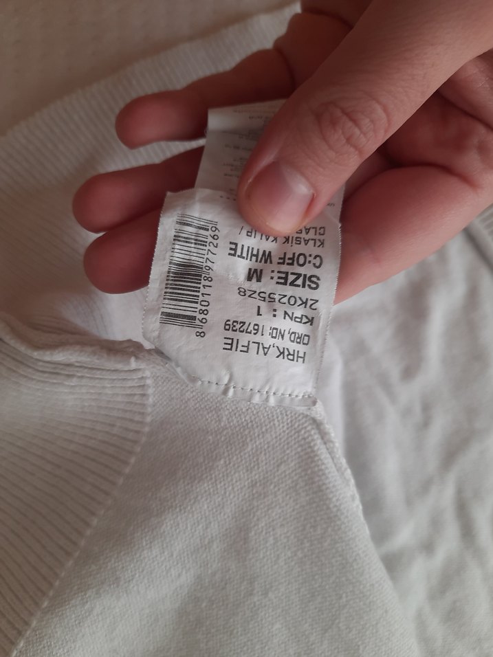 Düğmeli Beyaz Kadın Keten Hırka - Görsel 3