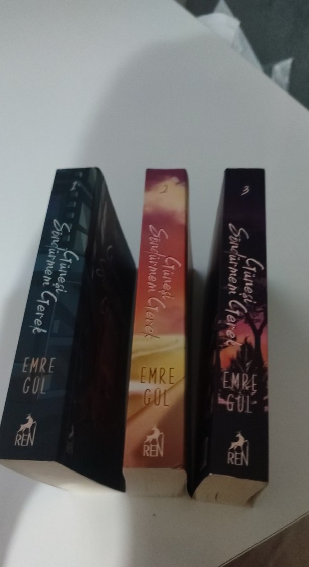 Emre Göl - Güneşi Söndürmem Serisi 3 Kitap - Görsel 3