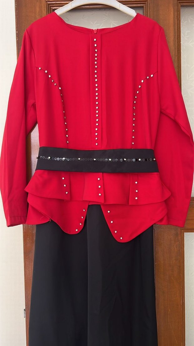 Klasik Kırmızı Drapeli Uzun Kadın Elbise - Görsel 4