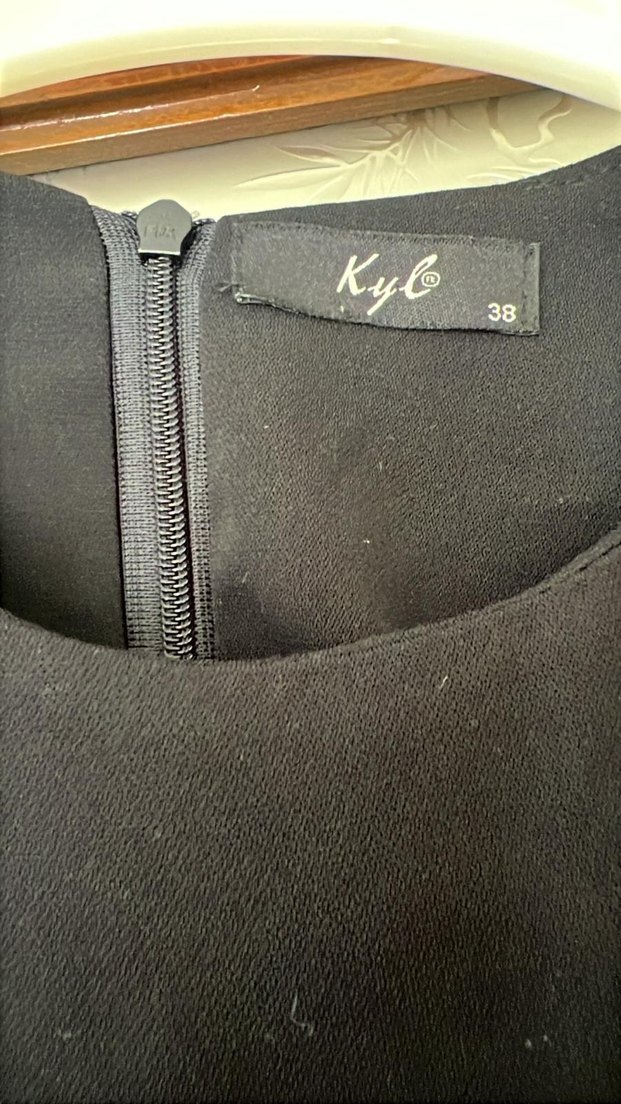 Siyah Yılan Desenli Uzun Abiye Elbise bilek boy - Görsel 4