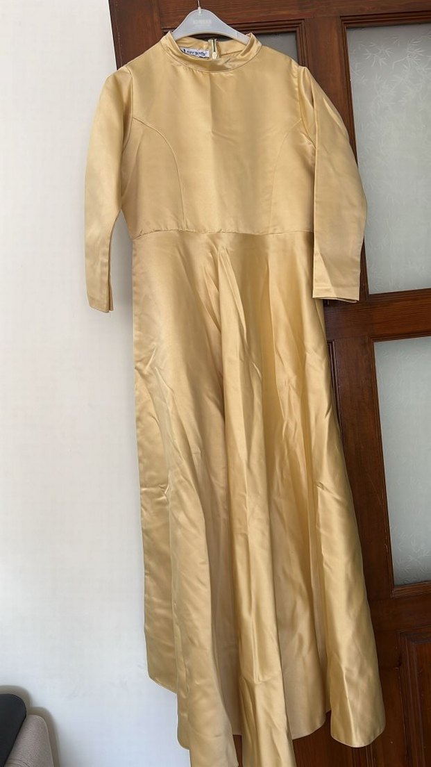 Gold Uzun Kollu Kadın Saten Elbise - Görsel 2