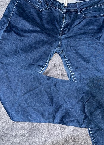 44 Beden Mavi Parlak Kadın Denim Jean