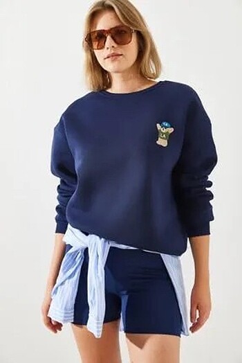 Sweatshirt