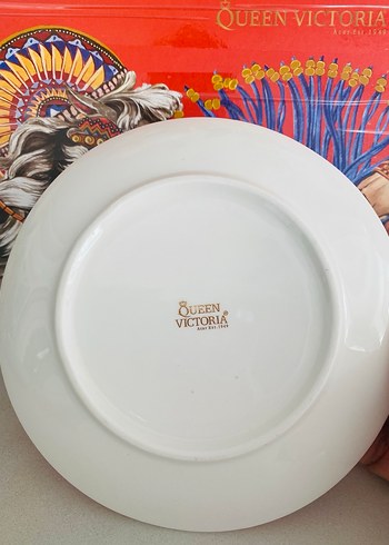 QUEEN VICTORIA Fincan ve Tabak - Görsel 5