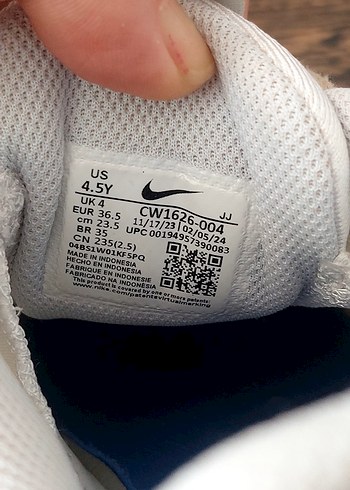 36,5 Beden beyaz Renk orjinal nike Beyaz unisex Spor Ayakkabi
