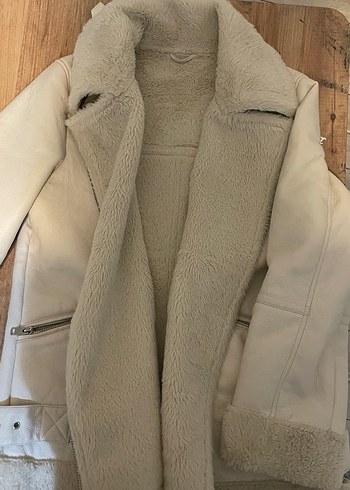 Kürk Detaylı Kadın Bej Rengi Ceket - Görsel 4