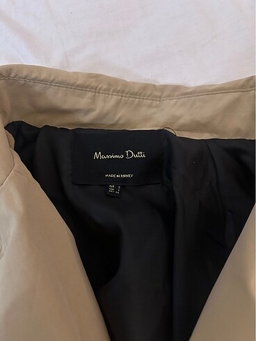 s Beden Massimo dutti trençkot