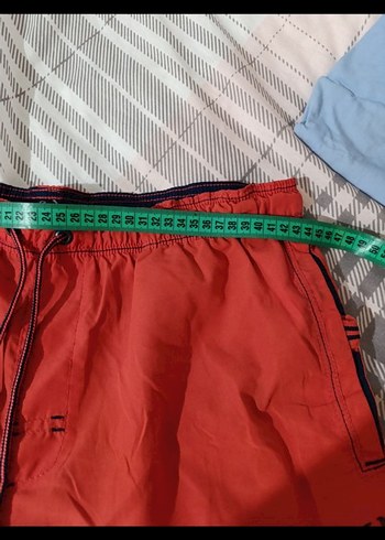 Kırmızı Baskılı Erkek Mini Yüzme Şortu - Görsel 3