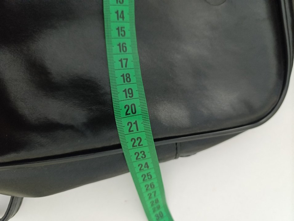 Siyah deri Kadın Sırt Çantası - Görsel 4