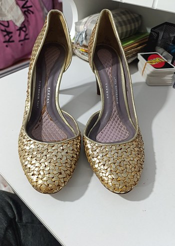 Altın Renkli, Tokalı Stiletto Kadın Abiye Ayakkabı - Görsel 3