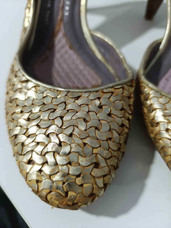 Altın Renkli, Tokalı Stiletto Kadın Abiye Ayakkabı - Görsel 4