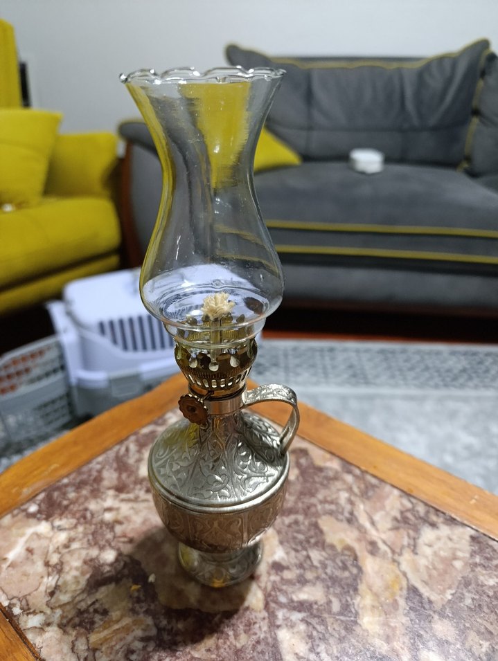 Parlak Renkli İşlemeli gaz lambası sıfır üründür - Görsel 2