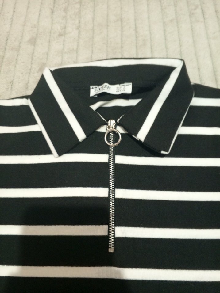 Kız Çocuk Siyah Çizgili Tişört - Görsel 2