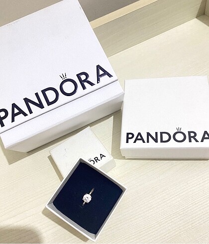 Pandora gümüş yüzük