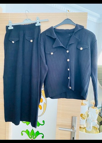 Düğmeli Siyah Kadın Uzun Takım Elbise - Görsel 2