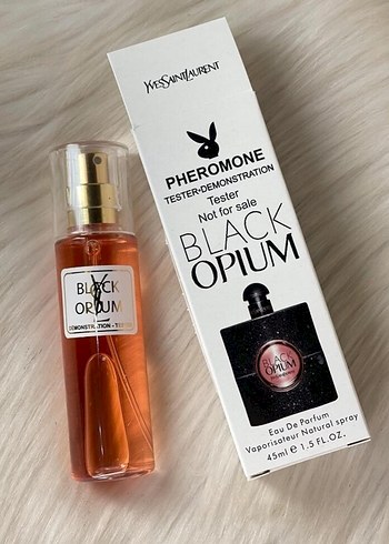 Yves Saint Laurent Black Opium Kadın Parfümü 45ml