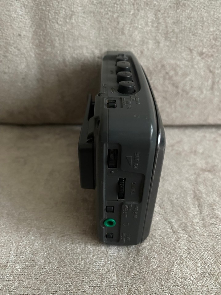 Siyah Sony Mega Bass Müzik Sistemi - Görsel 3