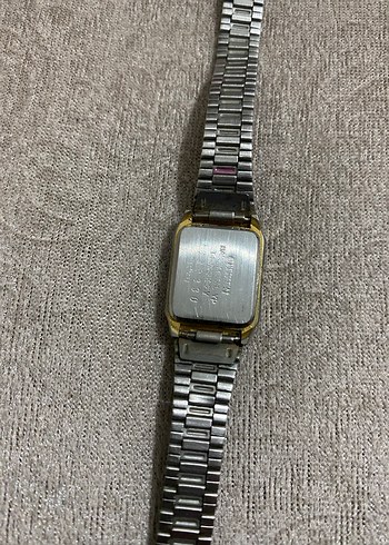 Klasik Gri Kadın Saat Altın Kasa. Citizen - Görsel 2