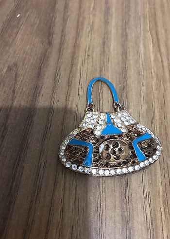 Diger Turkuaz Boncuklu Yılan Desenli Broş