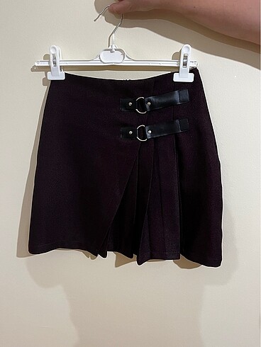 Bordo renk etek