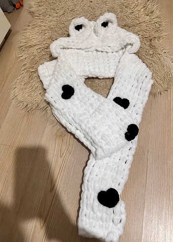 Çocuklar için Beyaz Örgü Bere ve Atkı Seti - Görsel 2