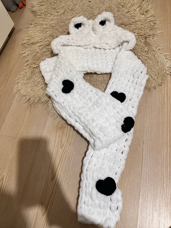 Çocuklar için Beyaz Örgü Bere ve Atkı Seti - Görsel 2