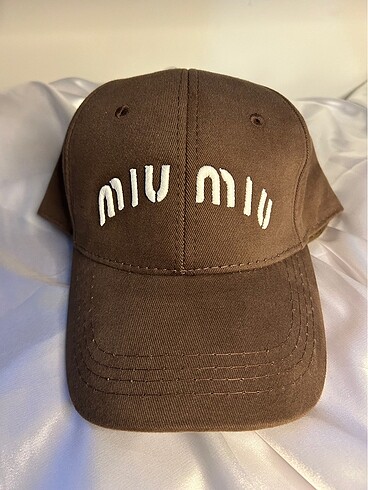 Miu Miu Mıu mıu şapka