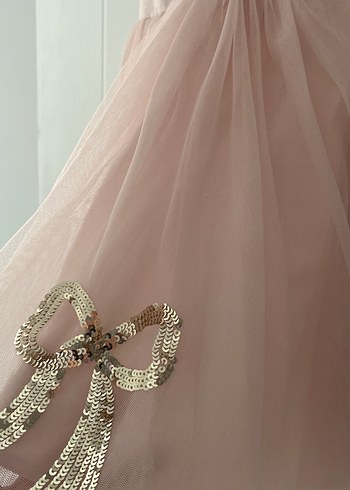 Pembe Kolsuz Nakışlı Kız Elbisesi - Görsel 4