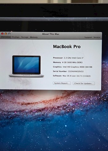 Apple macbook pro i7 işlemcili
